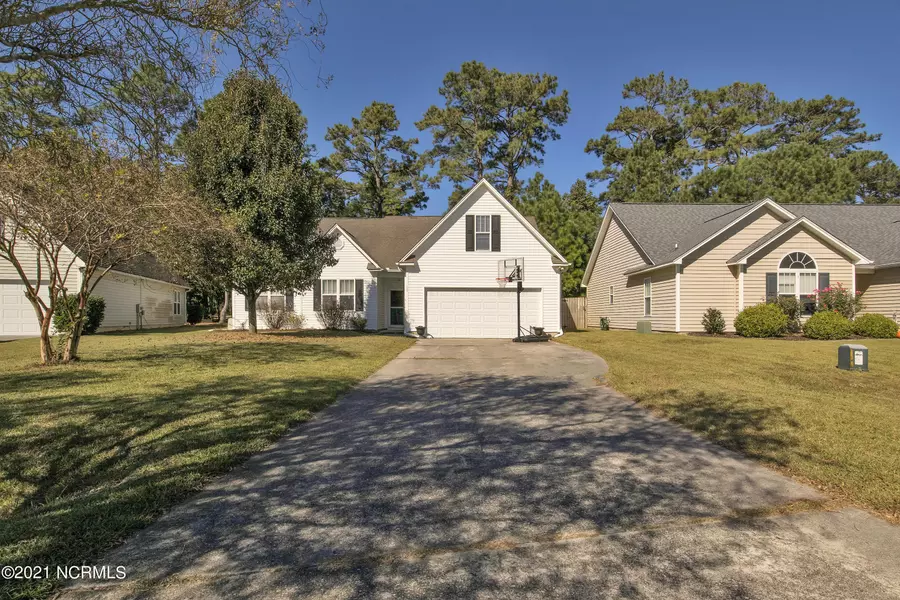 115 Yaupon CT, Hampstead, NC 28443