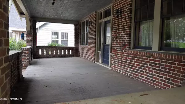 Washington, NC 27889,736 W Main ST