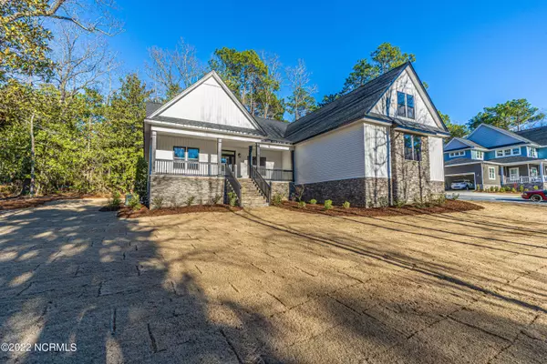 165 Riding Lane, Southern Pines, NC 28387