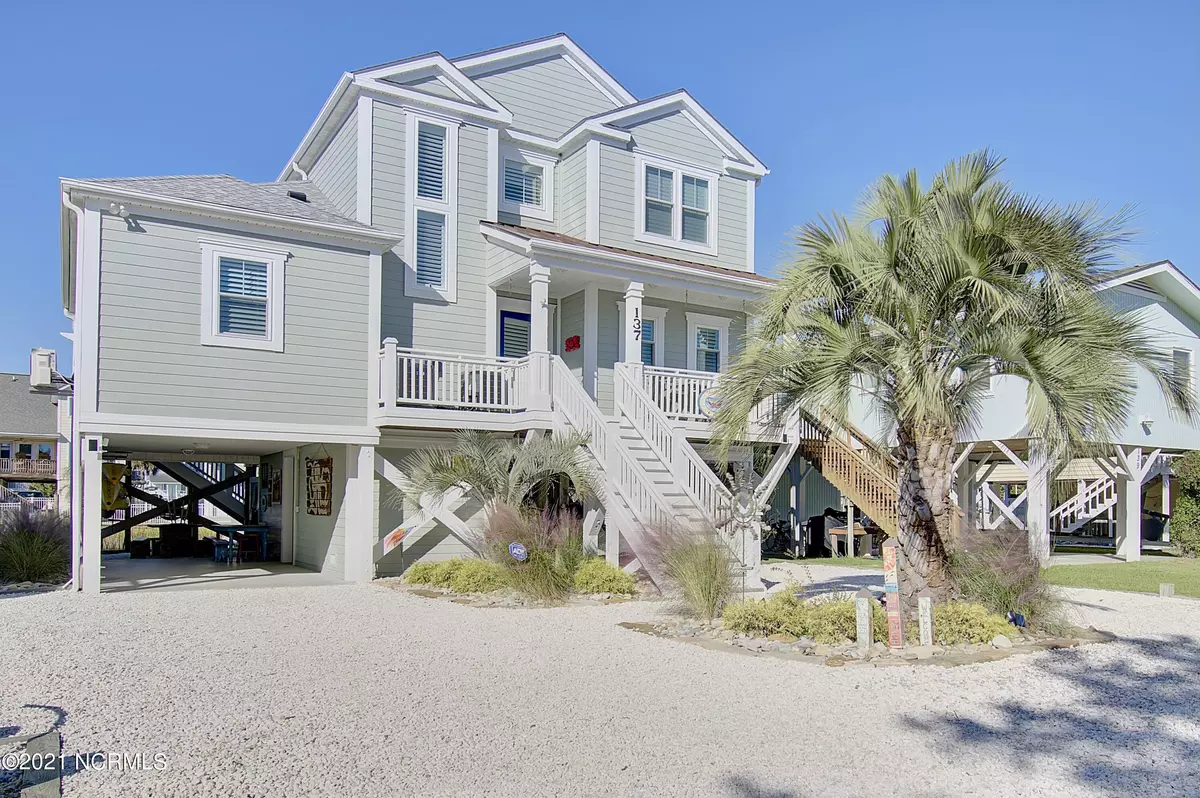 Holden Beach, NC 28462,137 Marlin DR