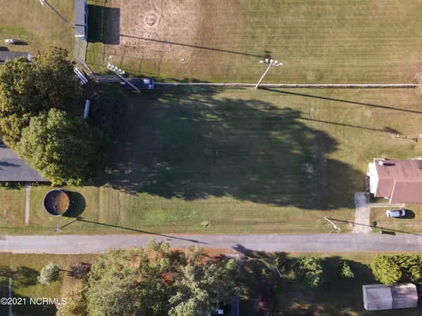 Hamilton, NC 27840,106 E Taylor ST