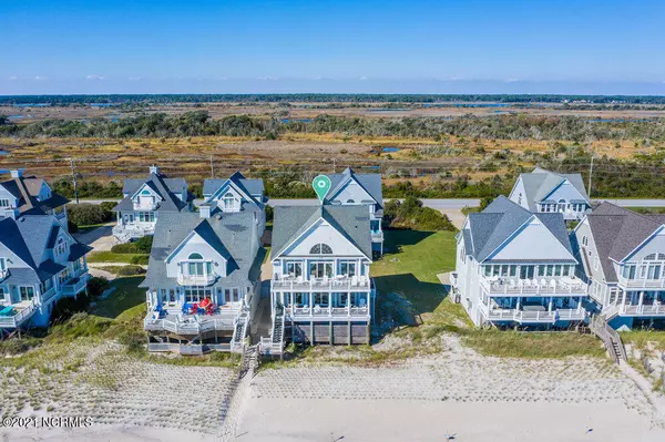 North Topsail Beach, NC 28460,4338 Island DR