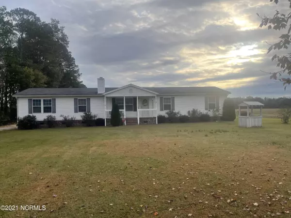 7371 Huckleberry RD, Lucama, NC 27851