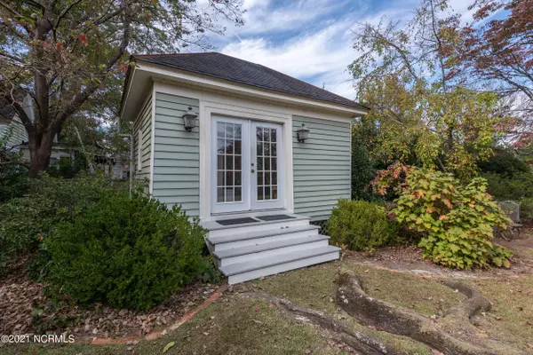 Snow Hill, NC 28580,105 NW Fourth ST