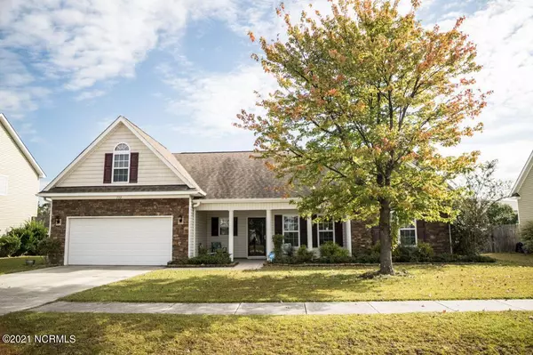 132 Moonstone CT, Jacksonville, NC 28546