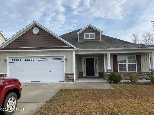 940 Dynamo LN, Jacksonville, NC 28546