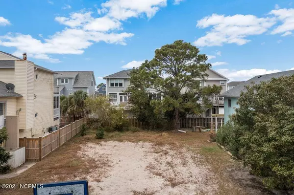 919 Riptide Lane, Carolina Beach, NC 28428