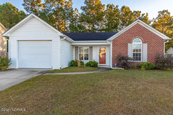 216 Fairmount Way, New Bern, NC 28562