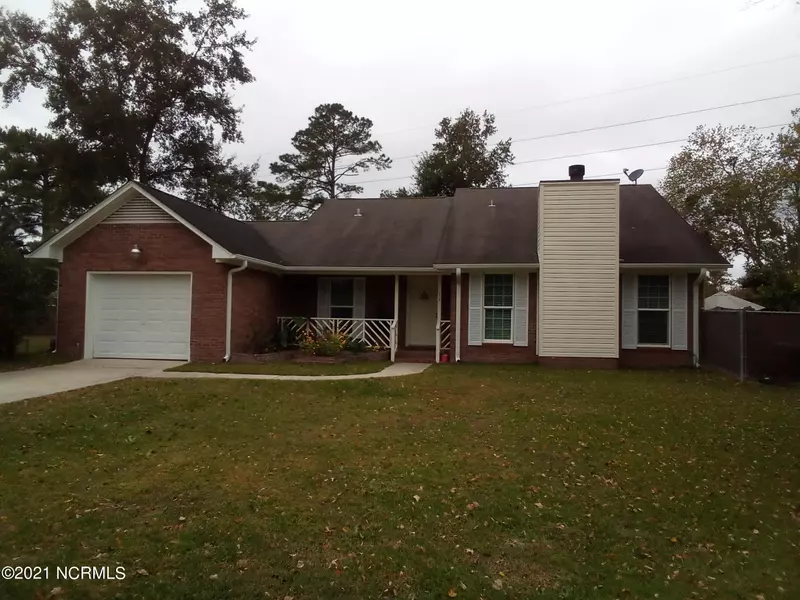 29 Combine Lane SE, Leland, NC 28451