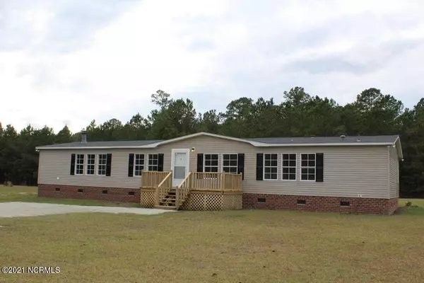 298 Fire Tower RD, Richlands, NC 28574