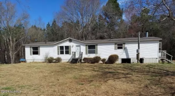 782 Possum Holler RD, Eagle Springs, NC 27242