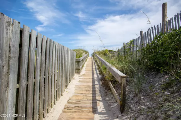 Wrightsville Beach, NC 28480,3 Sea Oats Lane