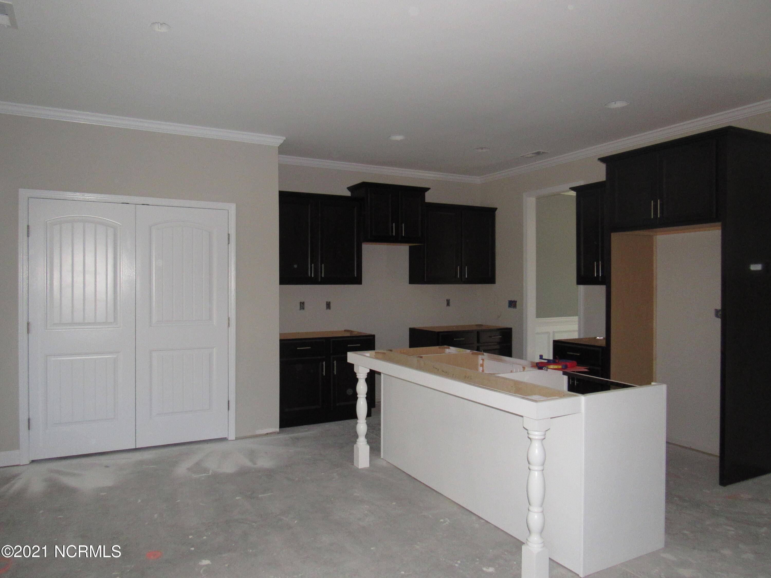 Benson, NC 27504,43 Teakwood CT