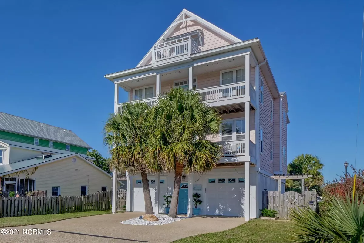 Carolina Beach, NC 28428,700 Ocean Boulevard #Unit 1