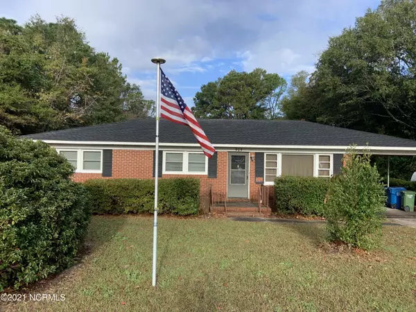 905 Midland Drive, Wilmington, NC 28412