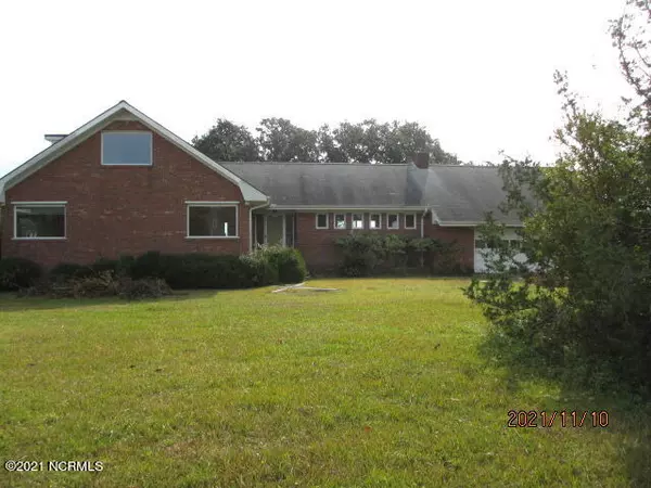 Hubert, NC 28539,100 Seagull Way