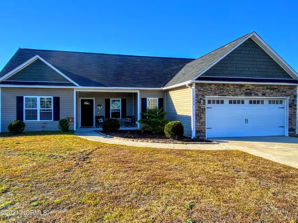 Hubert, NC 28539,204 Chestwood Drive