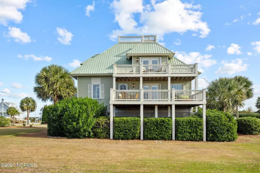 1 Cape Lane, North Topsail Beach, NC 28460