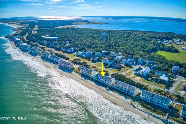 Kure Beach, NC 28449,905 Pelican CT