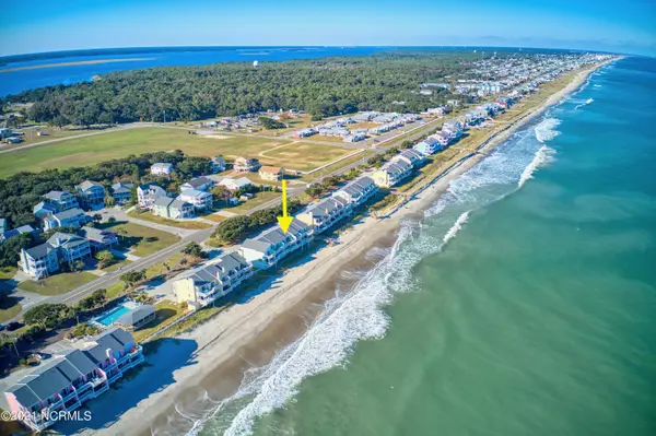 Kure Beach, NC 28449,905 Pelican CT