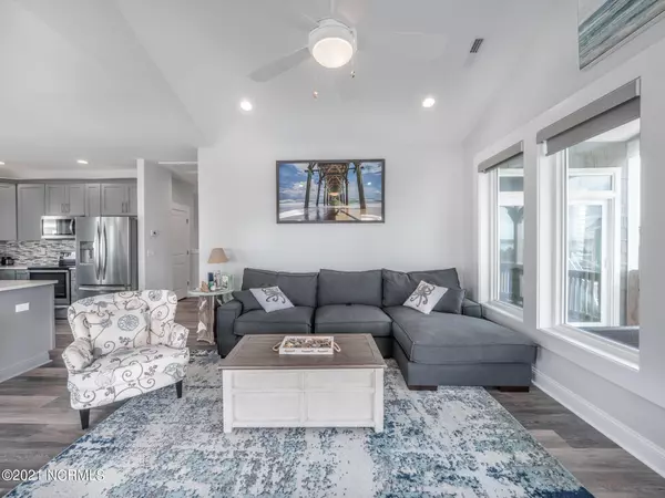 Surf City, NC 28445,329 Oceanaire LN