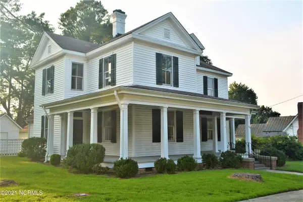 Nashville, NC 27856,300 S Boddie ST