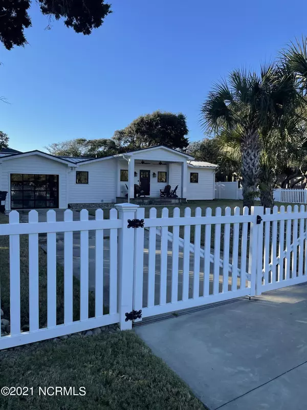 209 Barbee Boulevard, Oak Island, NC 28465