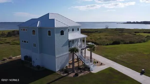 634 Fishermans Point, Newport, NC 28570