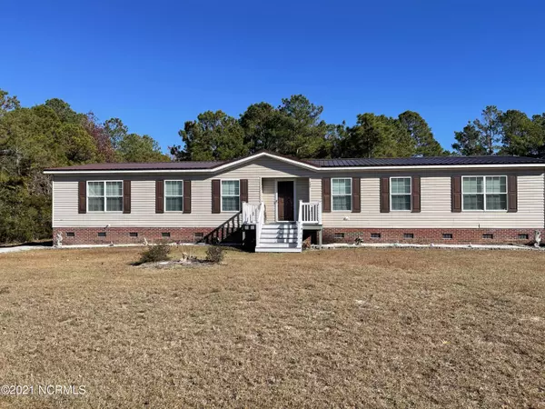 130 Forest Line Drive, Newport, NC 28570