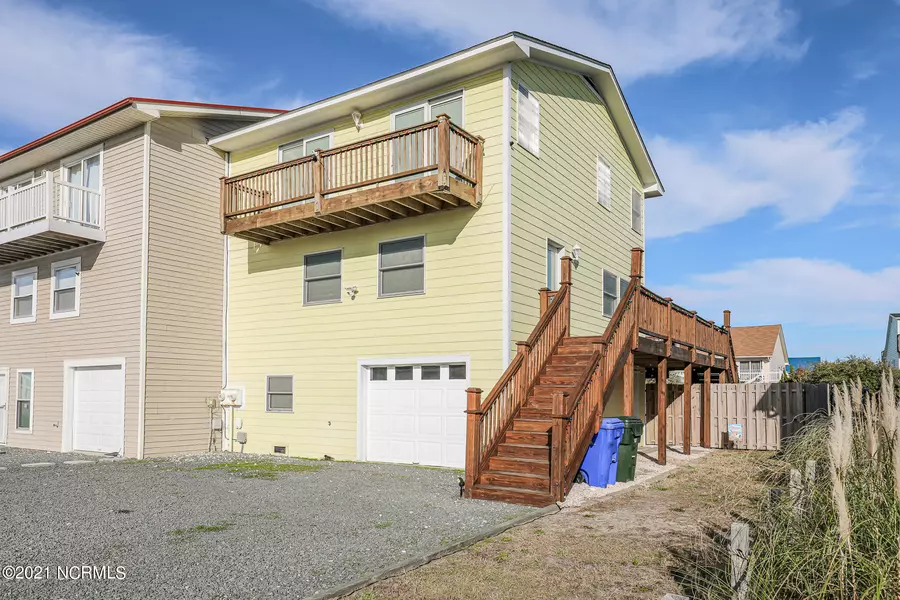 216 Oyster Lane, North Topsail Beach, NC 28460