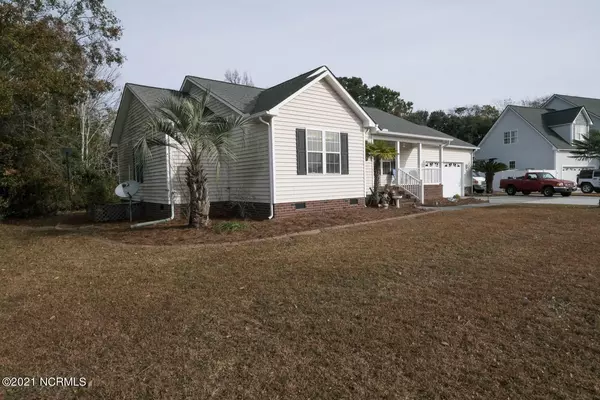 Newport, NC 28570,207 Blue Heron Drive