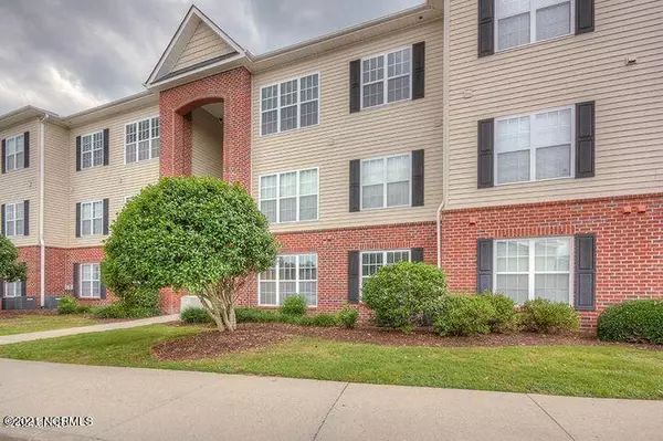 2808 Bloomfield Lane #Unit 101, Wilmington, NC 28412