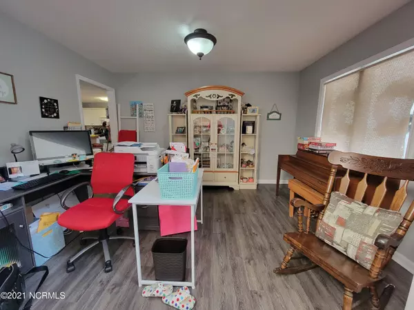 Jacksonville, NC 28540,105 Willbarry RD