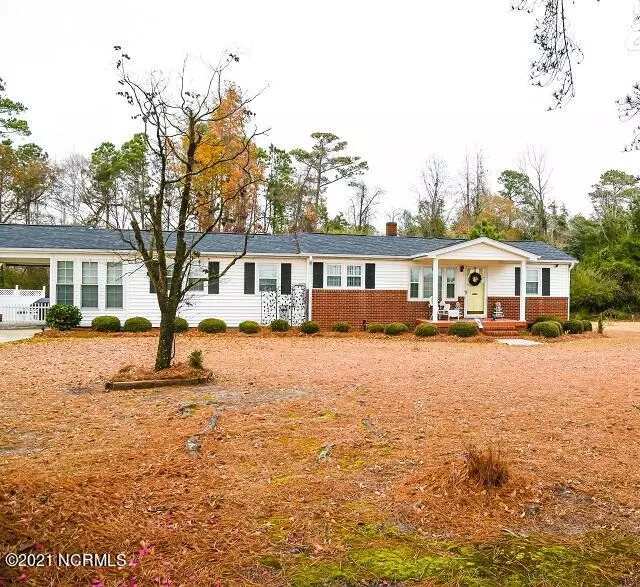 Roseboro, NC 28382,2838 Corinth Church RD