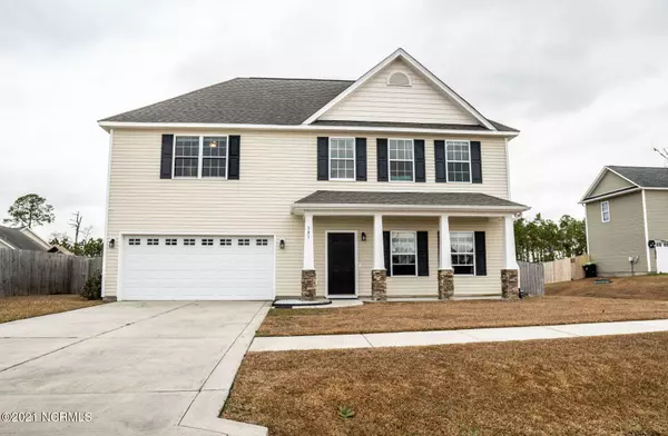 303 Topaz Drive, Jacksonville, NC 28546