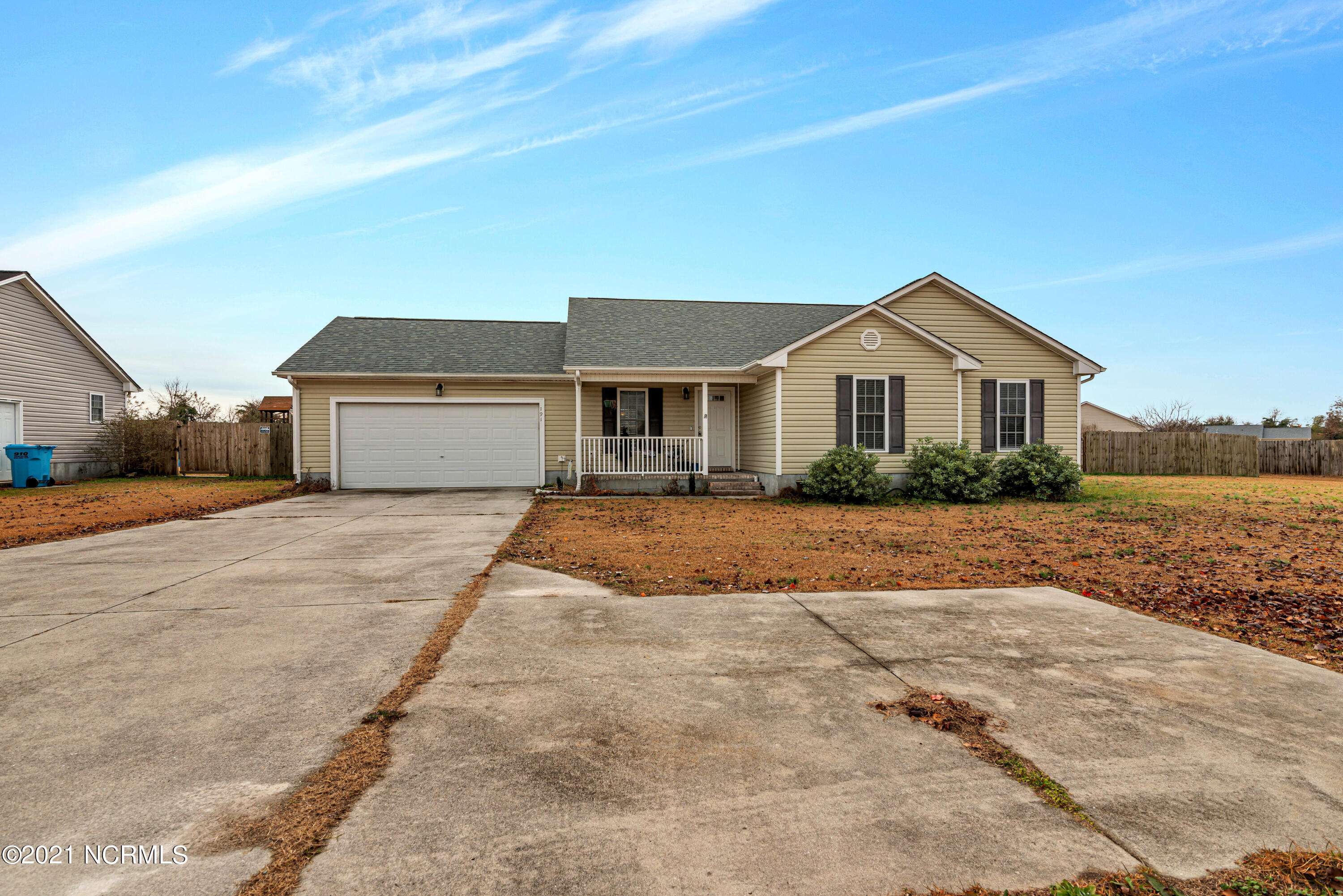 191 Gregory Fork RD, Richlands, NC 28574