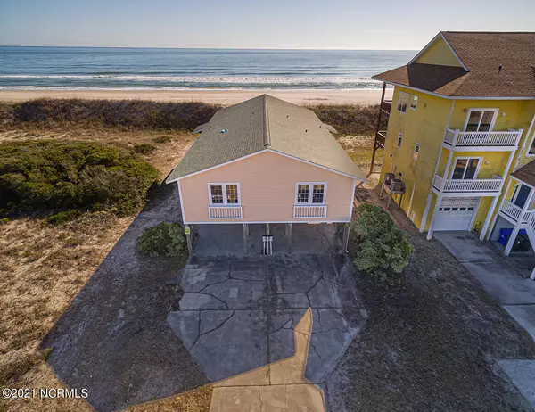 North Topsail Beach, NC 28460,3068 Island Drive