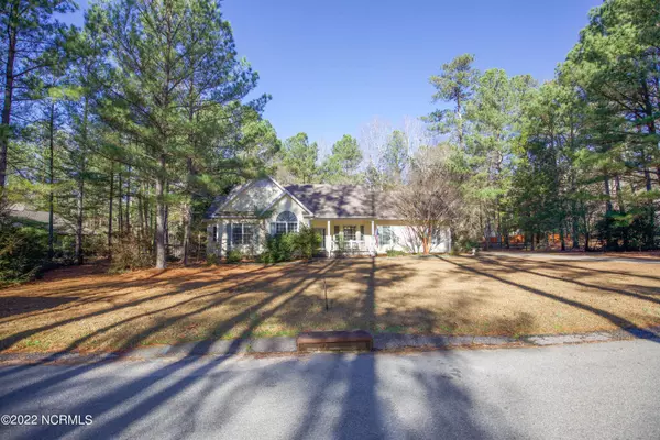 Southern Pines, NC 28387,346 Broadmeade DR