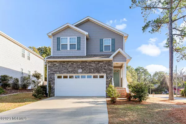 301 N Saylor ST, Southern Pines, NC 28387