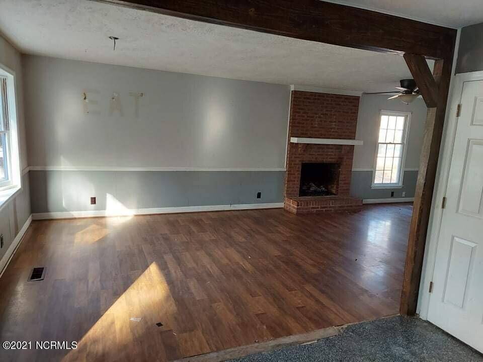Laurinburg, NC 28352,804 W Scotsdale DR