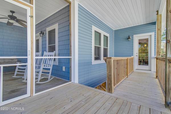 Oak Island, NC 28465,327 NE 57th Street