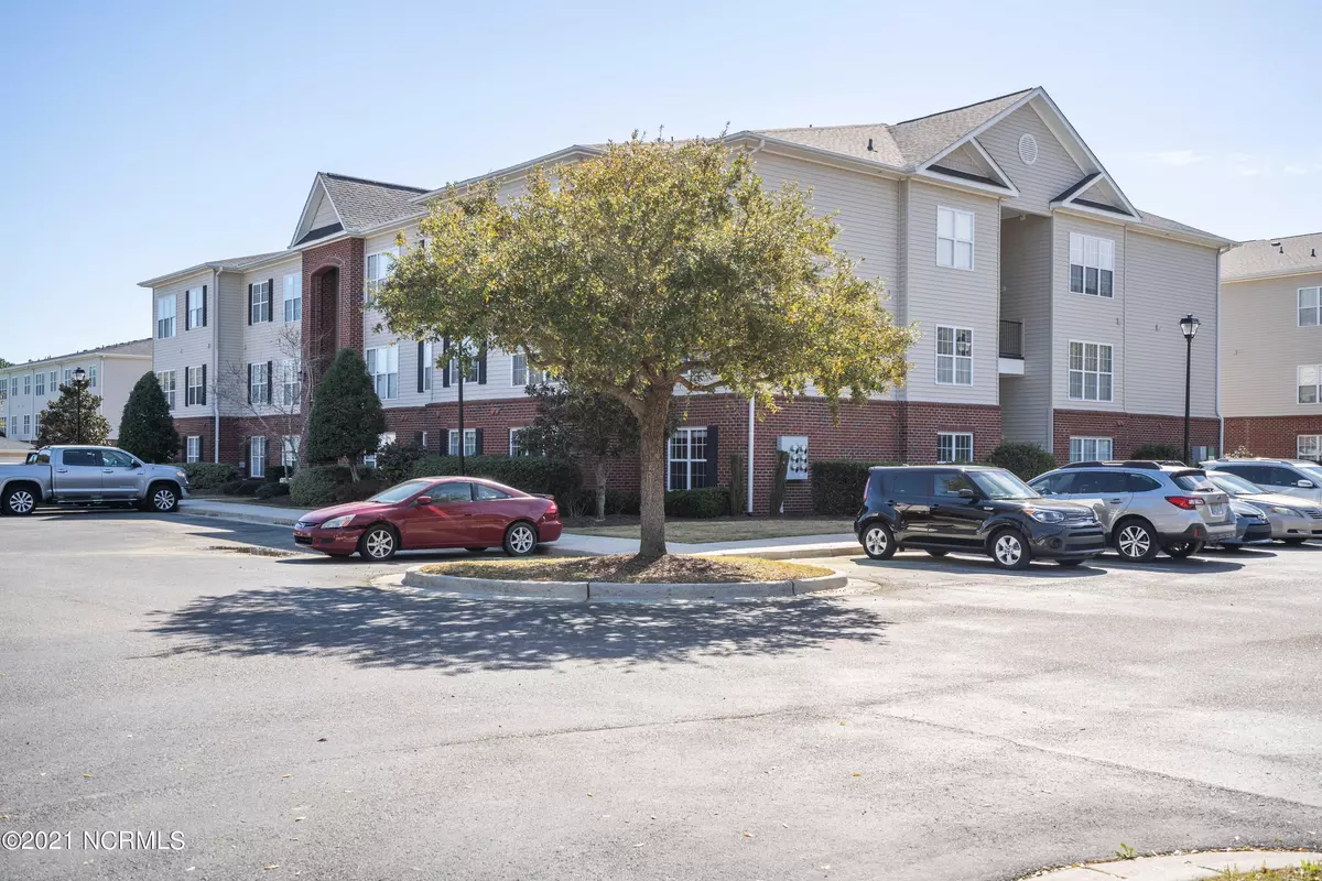 Wilmington, NC 28412,2820 Bloomfield Lane #Unit 104