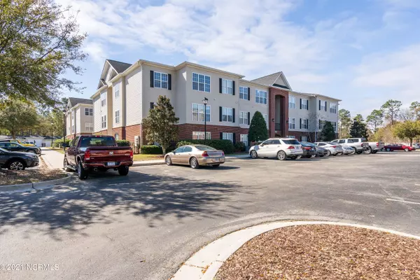 Wilmington, NC 28412,2820 Bloomfield Lane #Unit 104