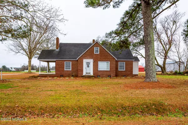 2156 Rosin Hill Road, Newton Grove, NC 28366