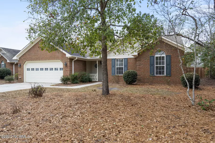 1535 Misty Oak LN, Wilmington, NC 28411