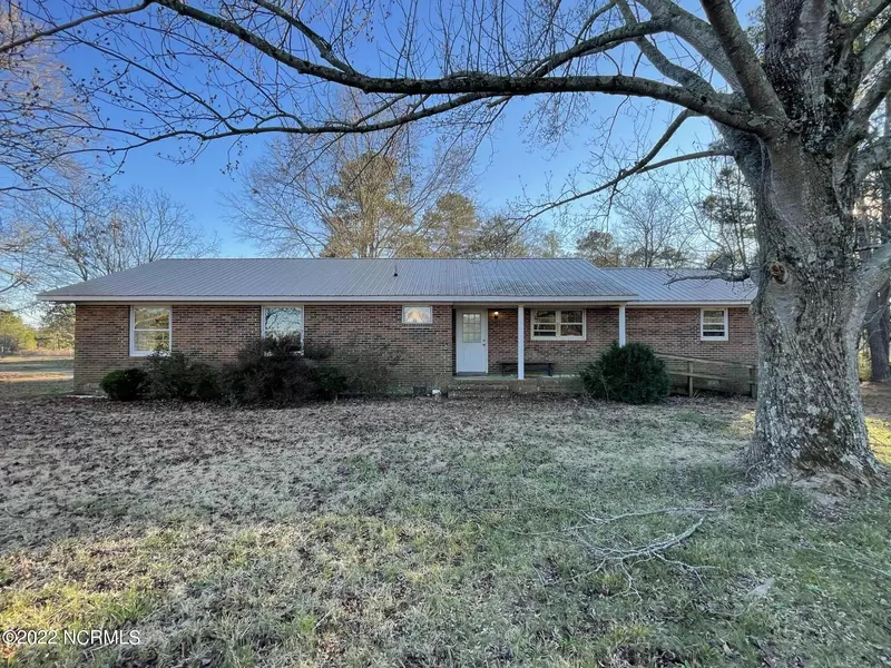 2597 Pendergrass RD, Raeford, NC 28376