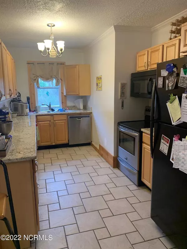 Washington, NC 27889,220 River RD