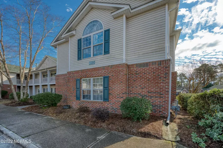 1600 Willoughby Park Court #8, Wilmington, NC 28412