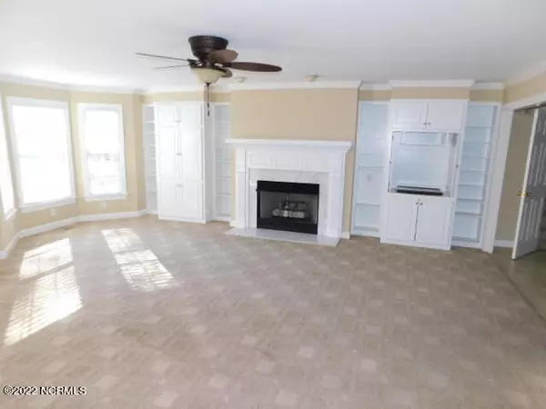 La Grange, NC 28551,312 Lake Pines DR