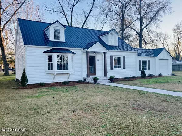 Rose Hill, NC 28458,120 E Center ST